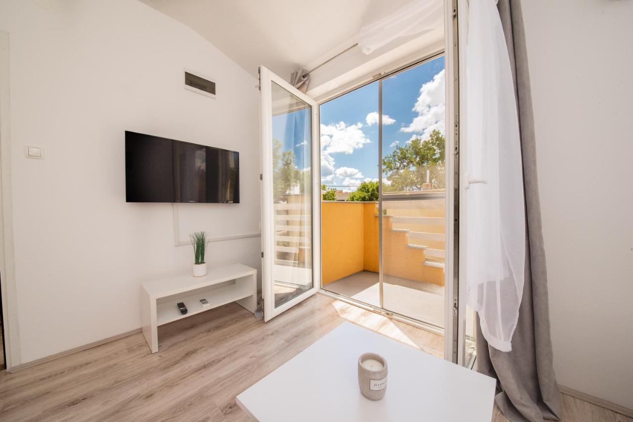 Apartmani Manita Paklenica Seline Exterior photo